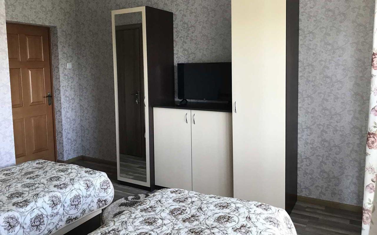 U Maksa Hotel Solochyn Eksteriør billede