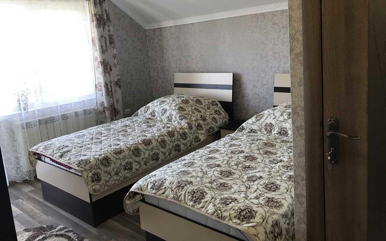 U Maksa Hotel Solochyn Eksteriør billede